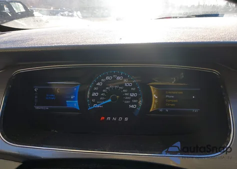 2013 Ford Taurus Sel z USA, uszkodzony, nr VIN 1FAHP2E88DG214939